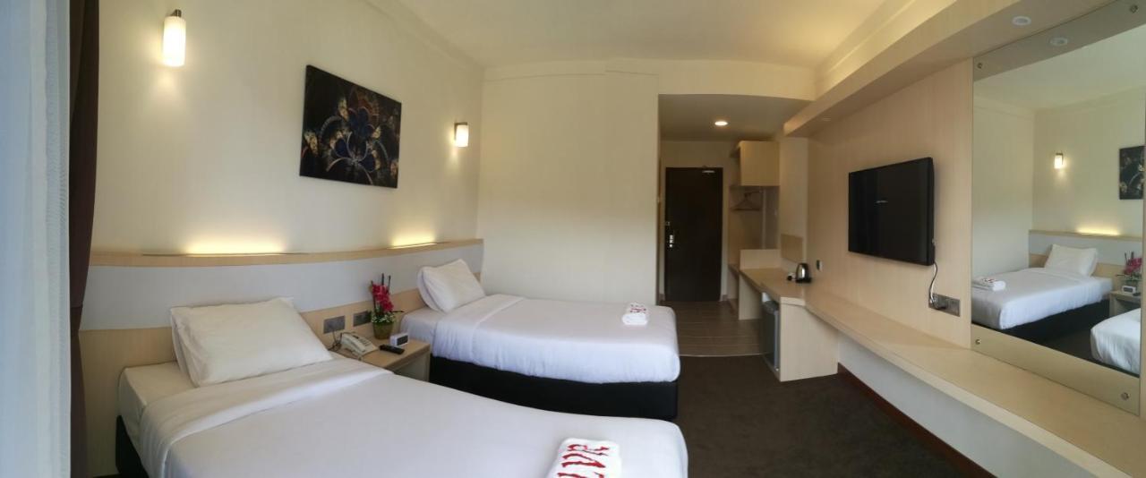 Sungai Kechil Serdang Lake View Resort מראה חיצוני תמונה